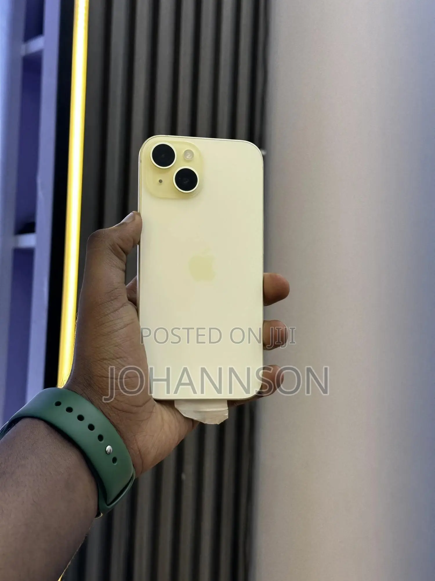 New Apple iPhone 15 128 GB