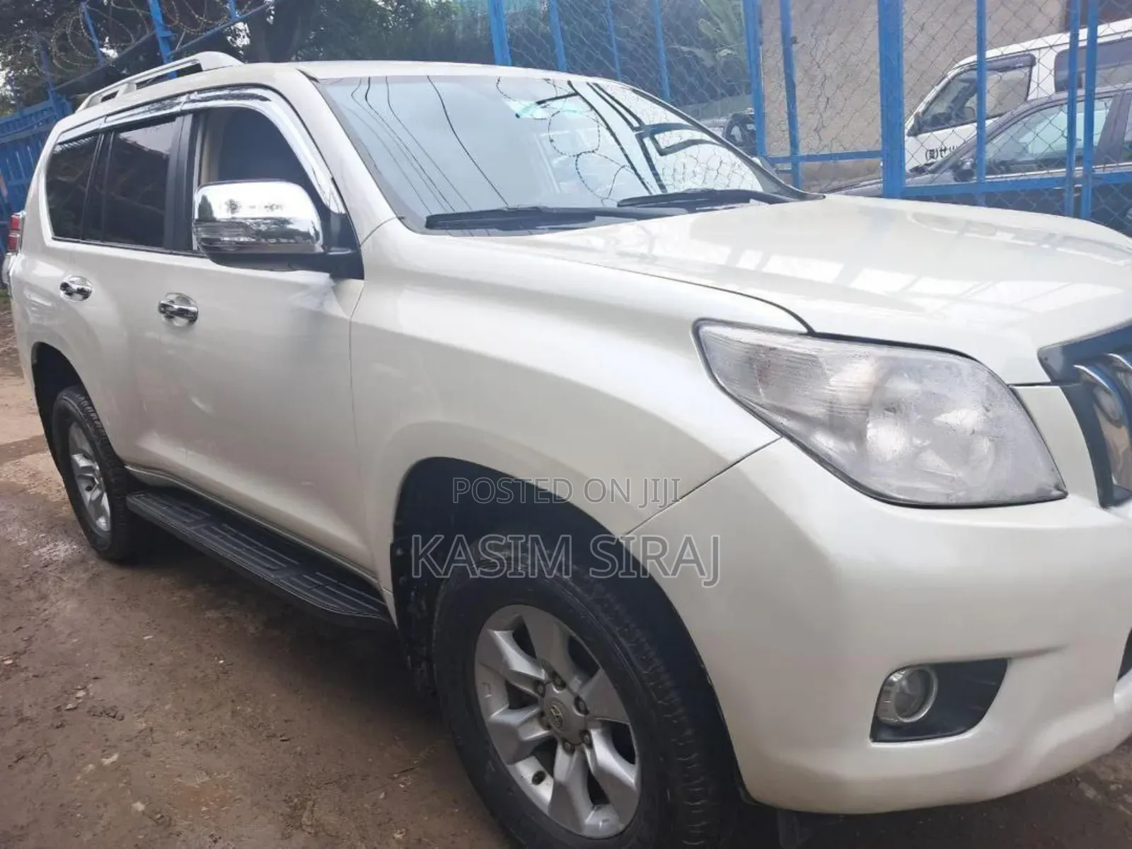 Toyota Land Cruiser Prado 2.7 i 2012 White