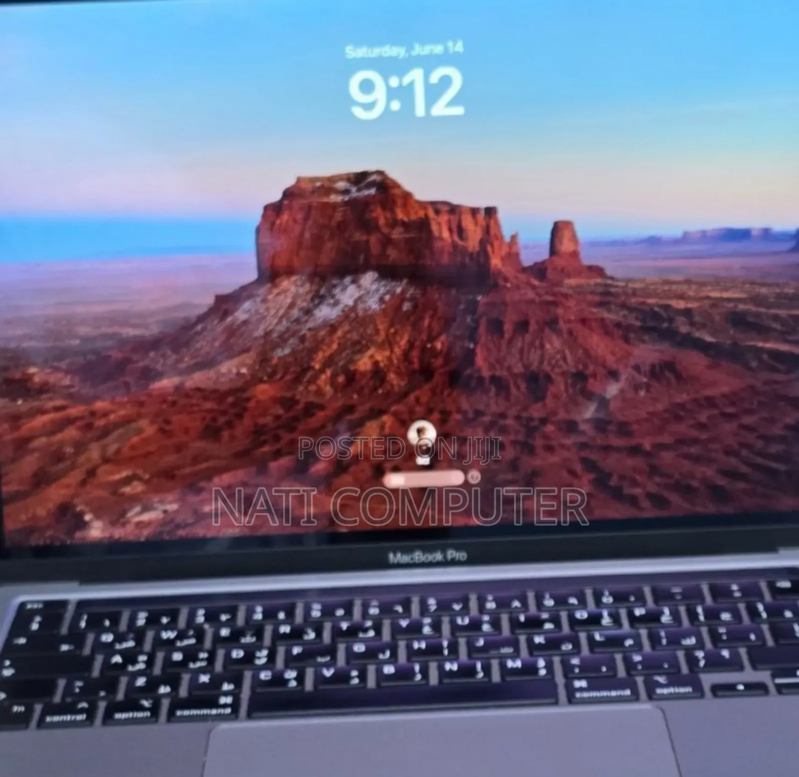 New Laptop Apple MacBook Pro 2019 8GB AMD Ryzen 7 SSD 256GB