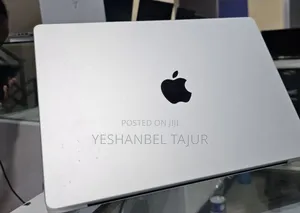 New Laptop Apple MacBook Pro 2023 M3 Max 14-Inch 8GB Apple M3 SSD 512GB