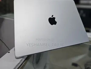 New Laptop Apple MacBook Pro 2023 M3 Max 14-Inch 8GB Apple M3 SSD 512GB