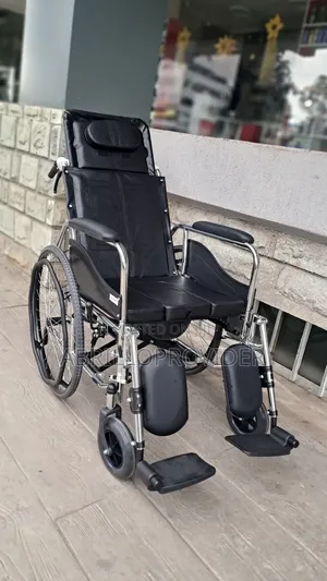 Photo - Multifaetianal Wheelchair田wheelchair水wheelchair手wheelchair卜wheelchair水