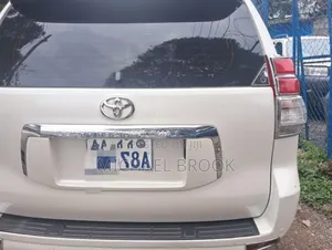 Toyota Land Cruiser 2012 White