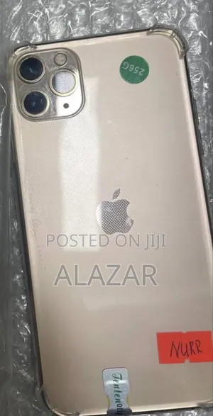 Photo - New Apple iPhone 11 Pro Max 256 GB Gold