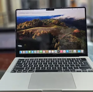Photo - New Laptop Apple MacBook Pro M1 8GB Intel SSD 512GB