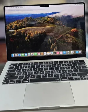 New Laptop Apple MacBook Pro M1 8GB Intel SSD 512GB