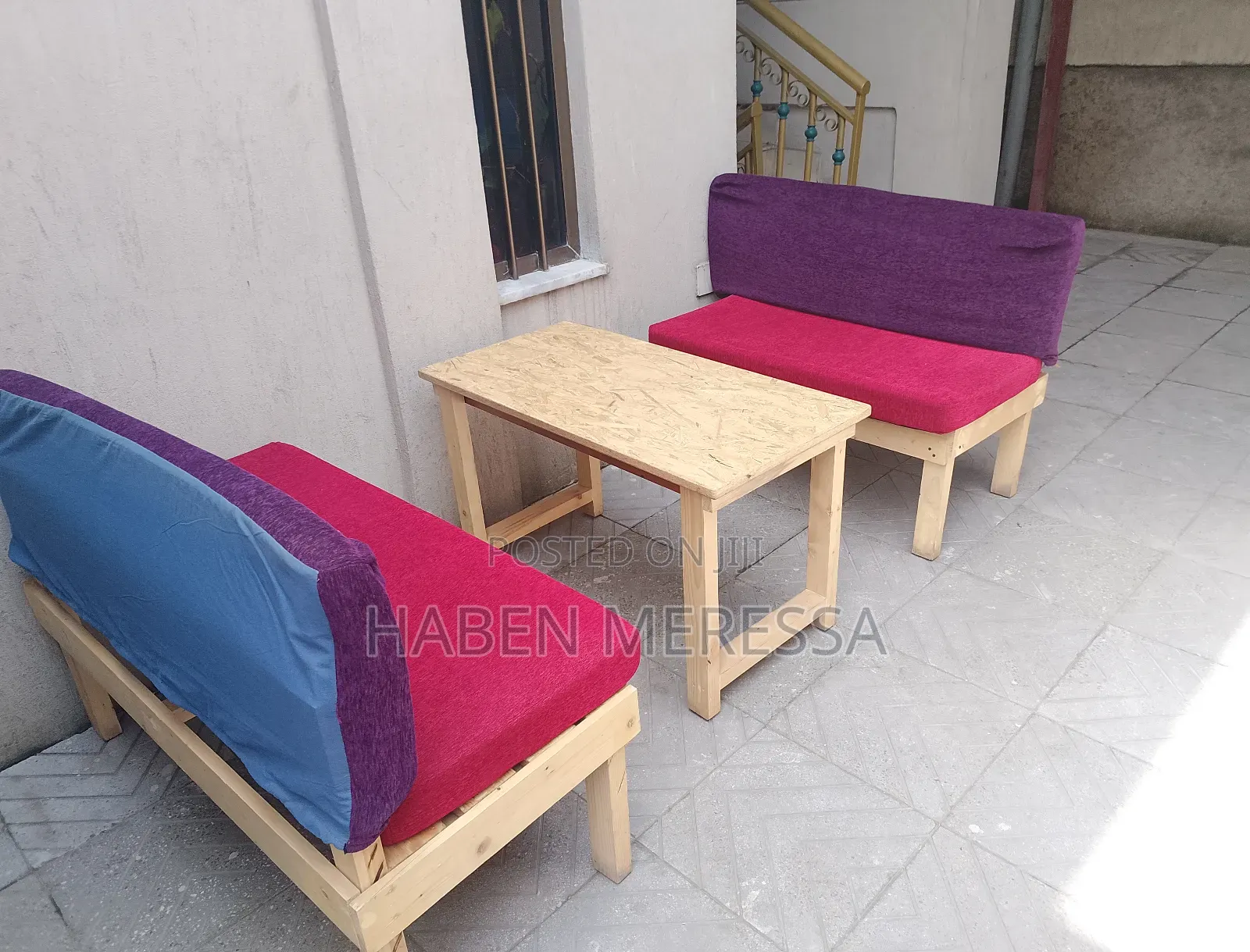 Slightly Used Chair And Table Sate For Restuarant