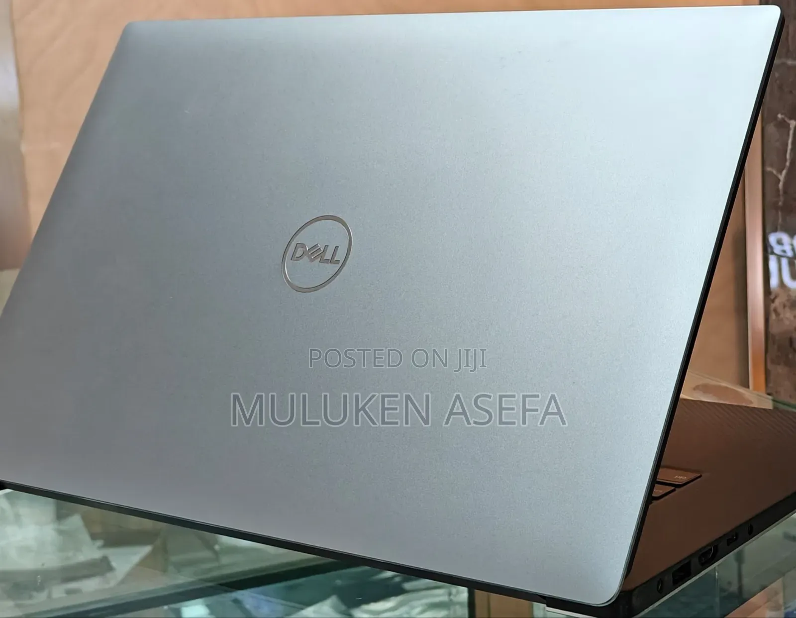 New Laptop Dell Precision 5540 16GB Intel Core I7 SSD 512GB