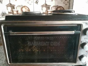 Used Oven It Works Properly All Stove and Oven