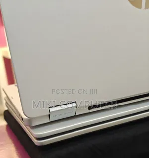New Laptop HP OmniBook 5 Flip 16GB Intel Core Ultra 5 SSD 512GB