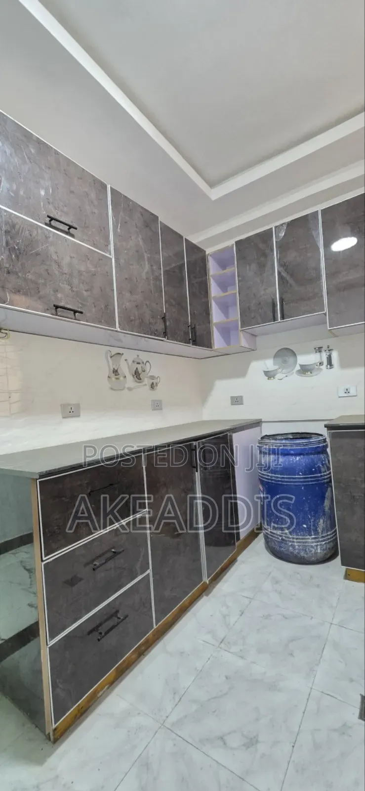 Furnished 3bdrm Condo in መሪ ሎቄ, Bole for sale