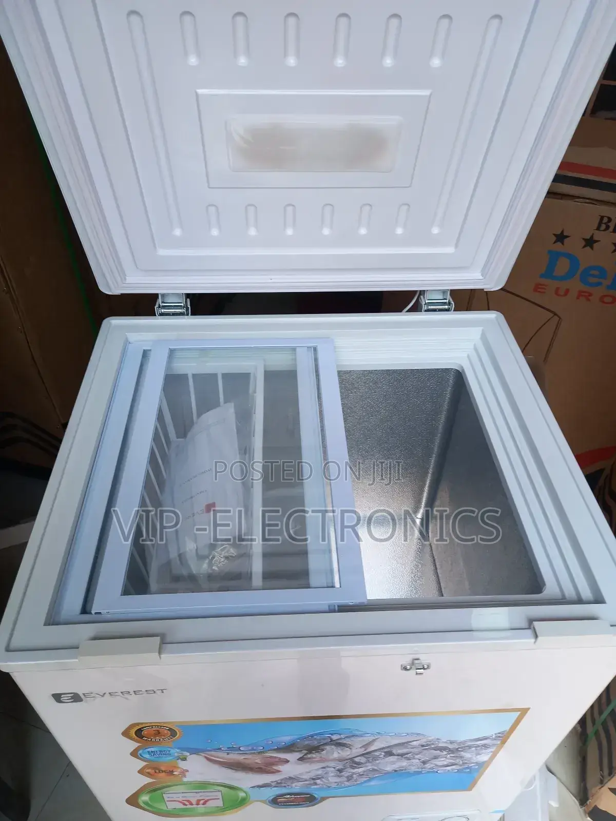 Everest Chest Freezer 200 Mini Deep