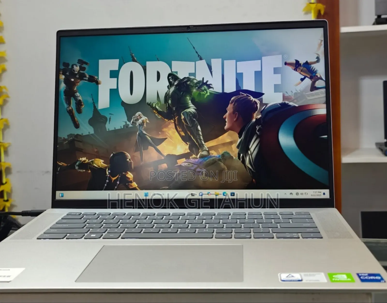 New Laptop Dell Inspiron 15 16GB Intel Core I7 SSD 512GB