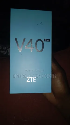 New ZTE V40 Pro 128 GB White