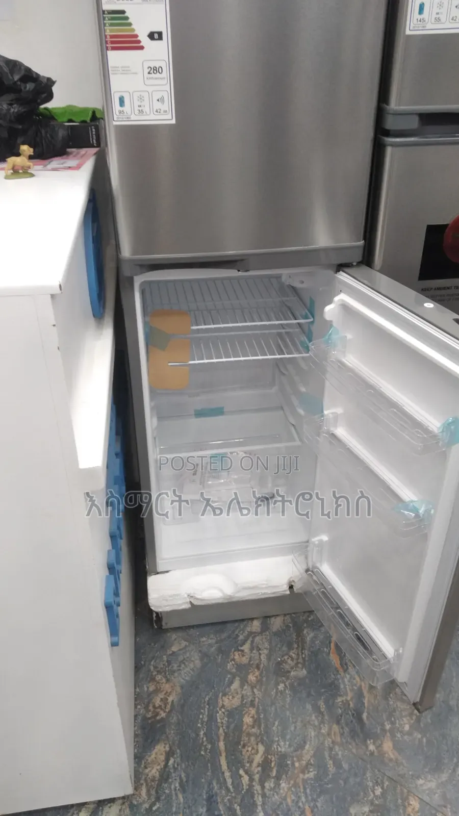 ሀንይ.Revo ፍሪጅ በብዛትና በችርቻሮ እናጋ ያገናሉ ደውሉ