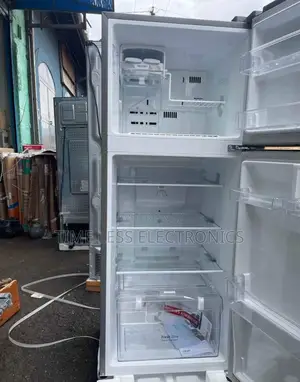  Lg 252l Refrigerator – Compact Efficient!