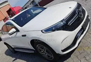 Photo - New Mercedes-Benz EQC EQC400 4MATIC 2023 White
