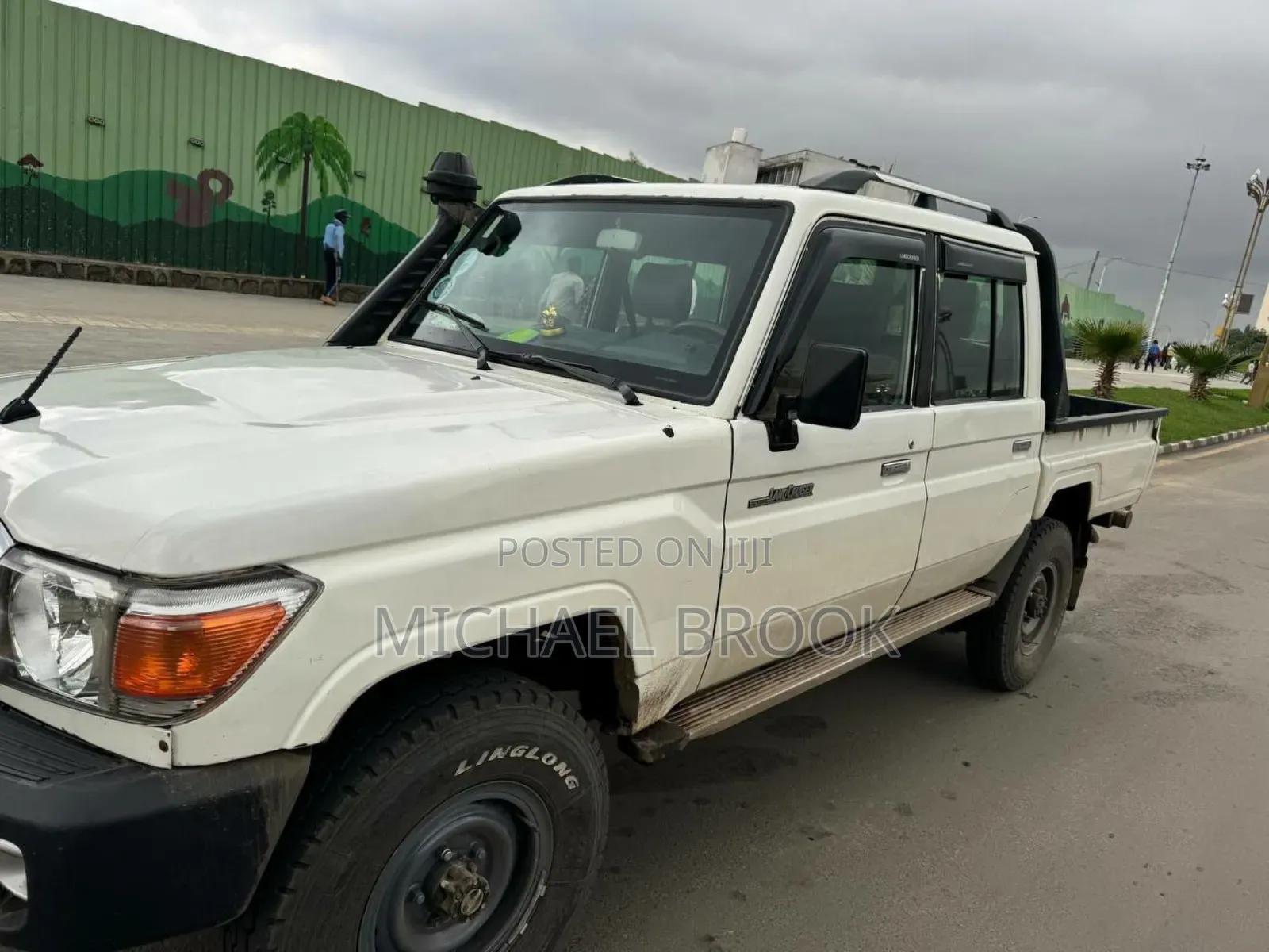 Toyota Land Cruiser 2018 White