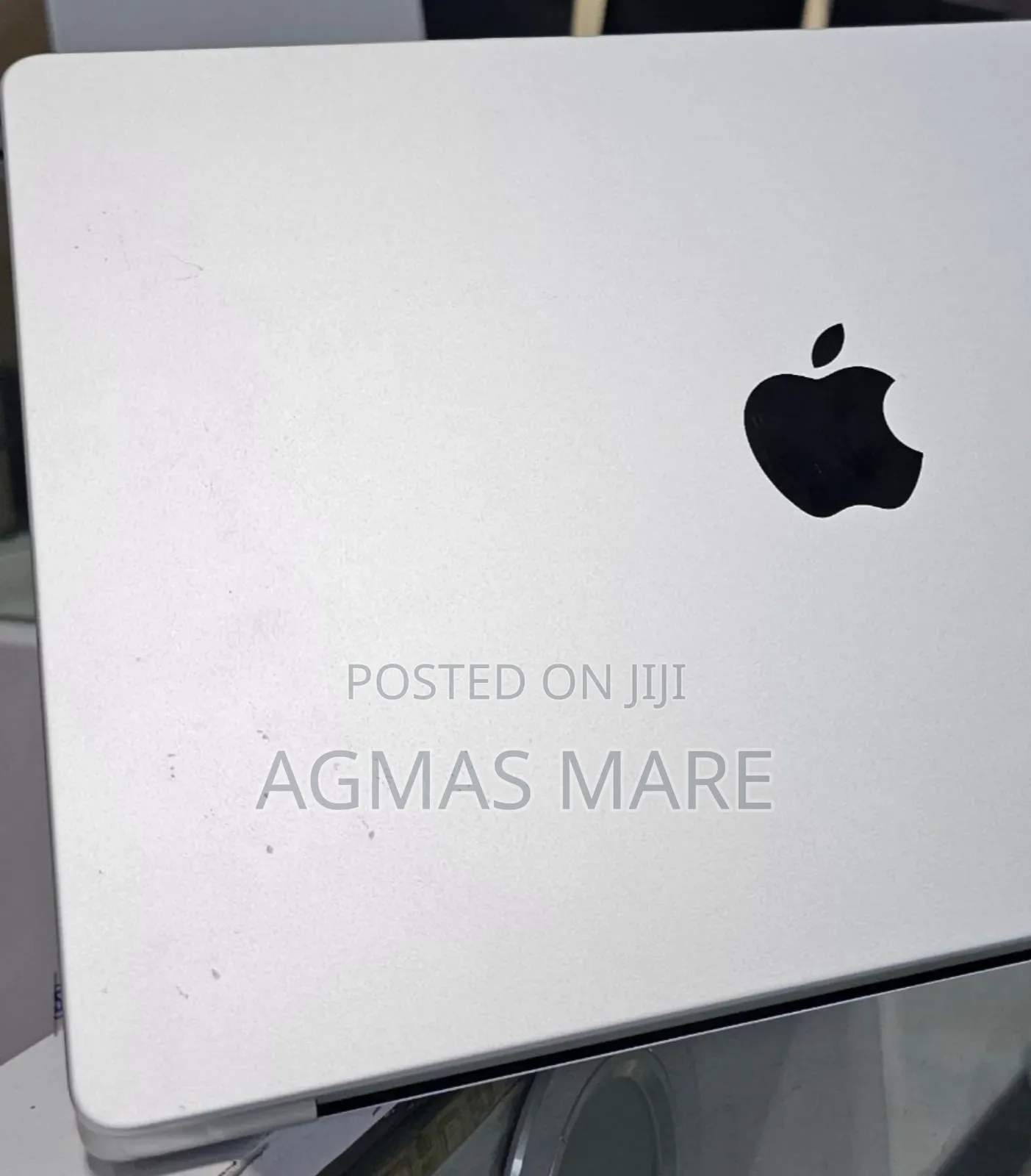 New Laptop Apple MacBook Pro 8GB Apple M3 Pro SSD 512GB