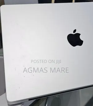 Photo - New Laptop Apple MacBook Pro 8GB Apple M3 Pro SSD 512GB