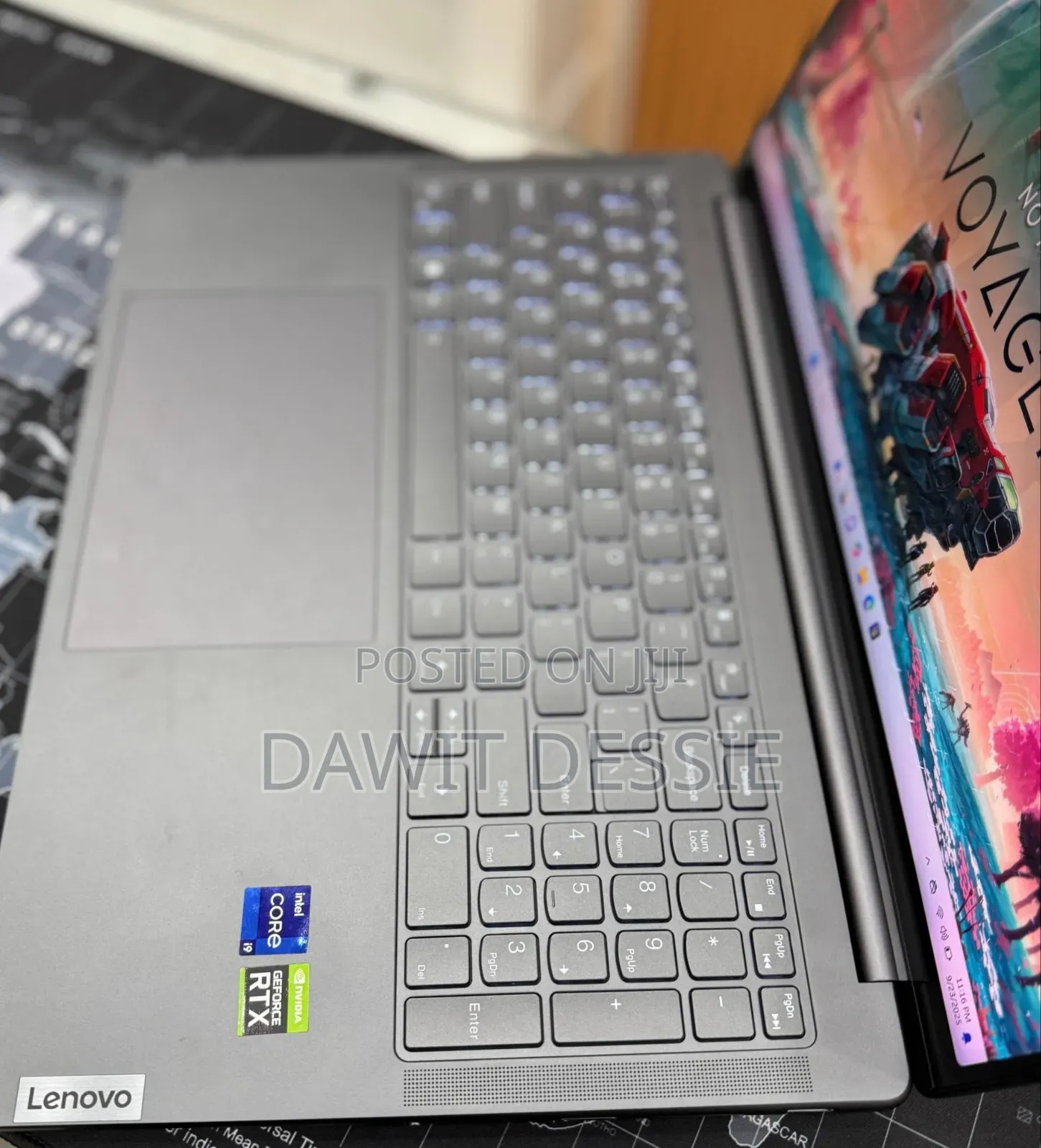 New Laptop Lenovo IdeaPad Yoga 13 32GB Intel Core I9 SSD 1T