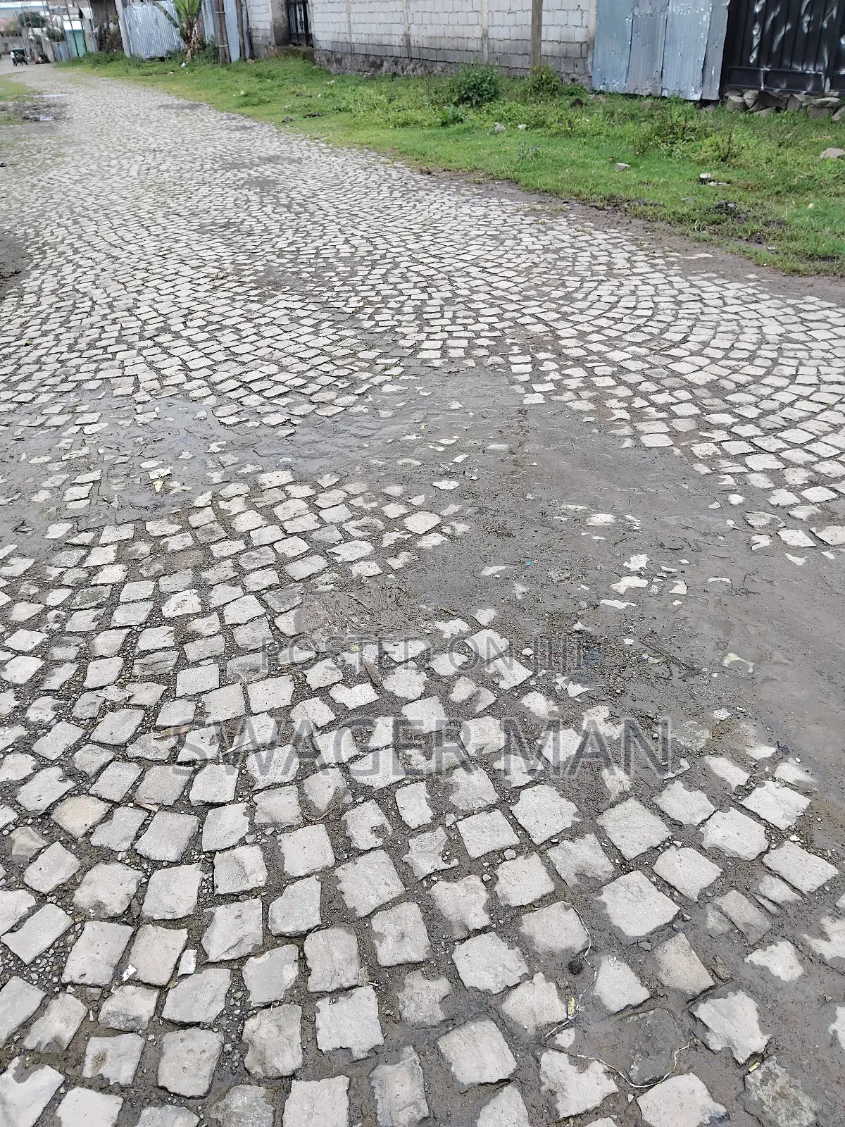 Furnished 6bdrm Townhouse/Terrace in ጣፎ Ccd, Yeka for sale