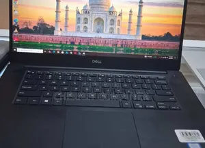 New Laptop Dell 16GB Intel Core I7 SSD 512GB