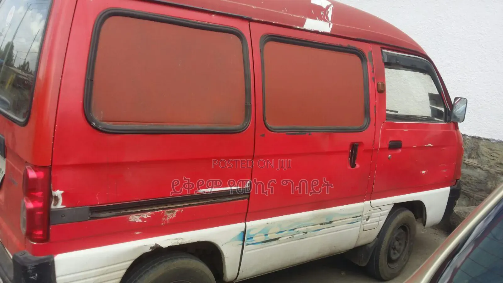 Daewoo DM 1724 2005 Red