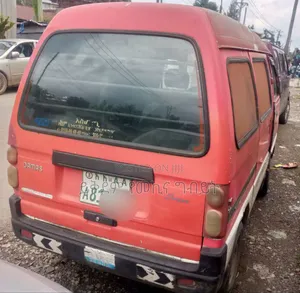 Daewoo DM 1724 2005 Red