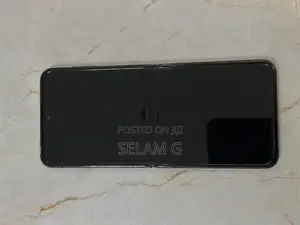 Photo - New Samsung Galaxy Z Flip4 256 GB Black