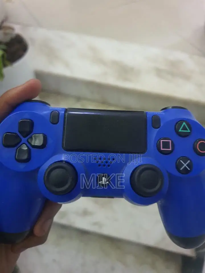 Original Sony Ps4 Controller (Dualshock 4)Gently Used, Great Condition
