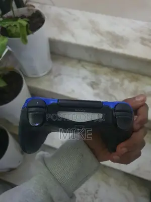 Original Sony Ps4 Controller (Dualshock 4)Gently Used, Great Condition