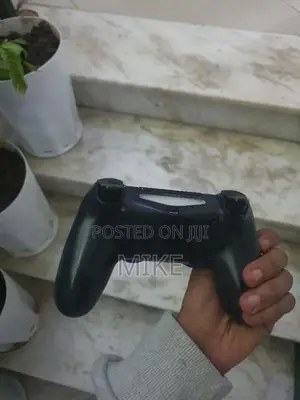 Original Sony Ps4 Controller (Dualshock 4)Gently Used, Great Condition