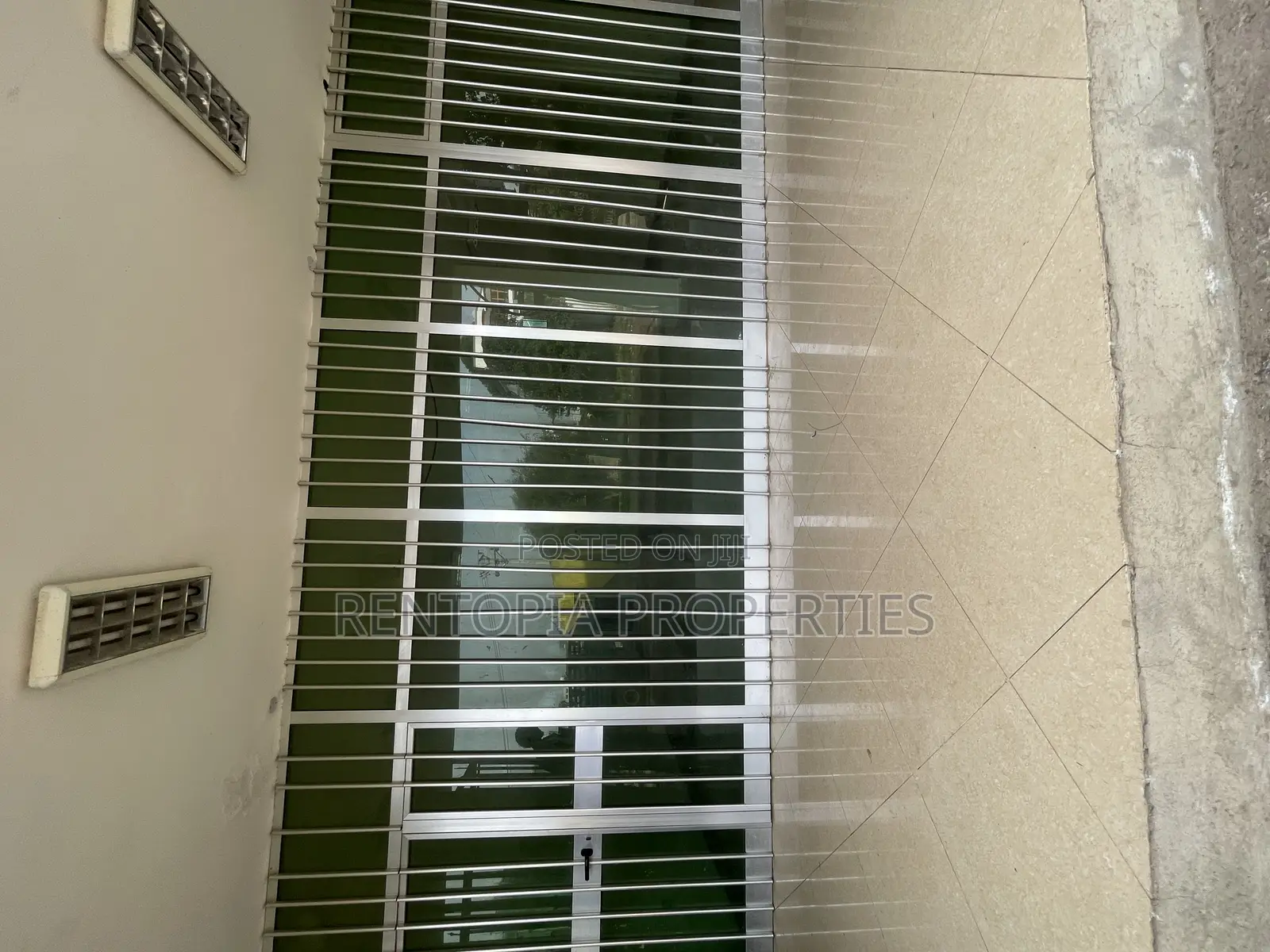 Warehouse for Rent! የሚከራይ መጋዘን!