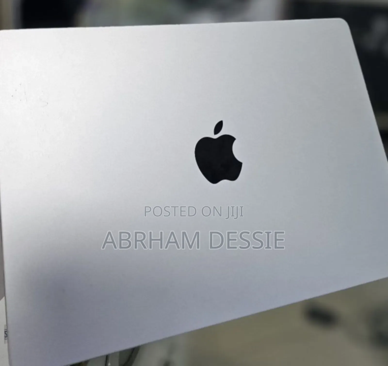 New Laptop Apple MacBook Pro 2023 M3 14-Inch 8GB Apple M3 Pro SSD 512GB