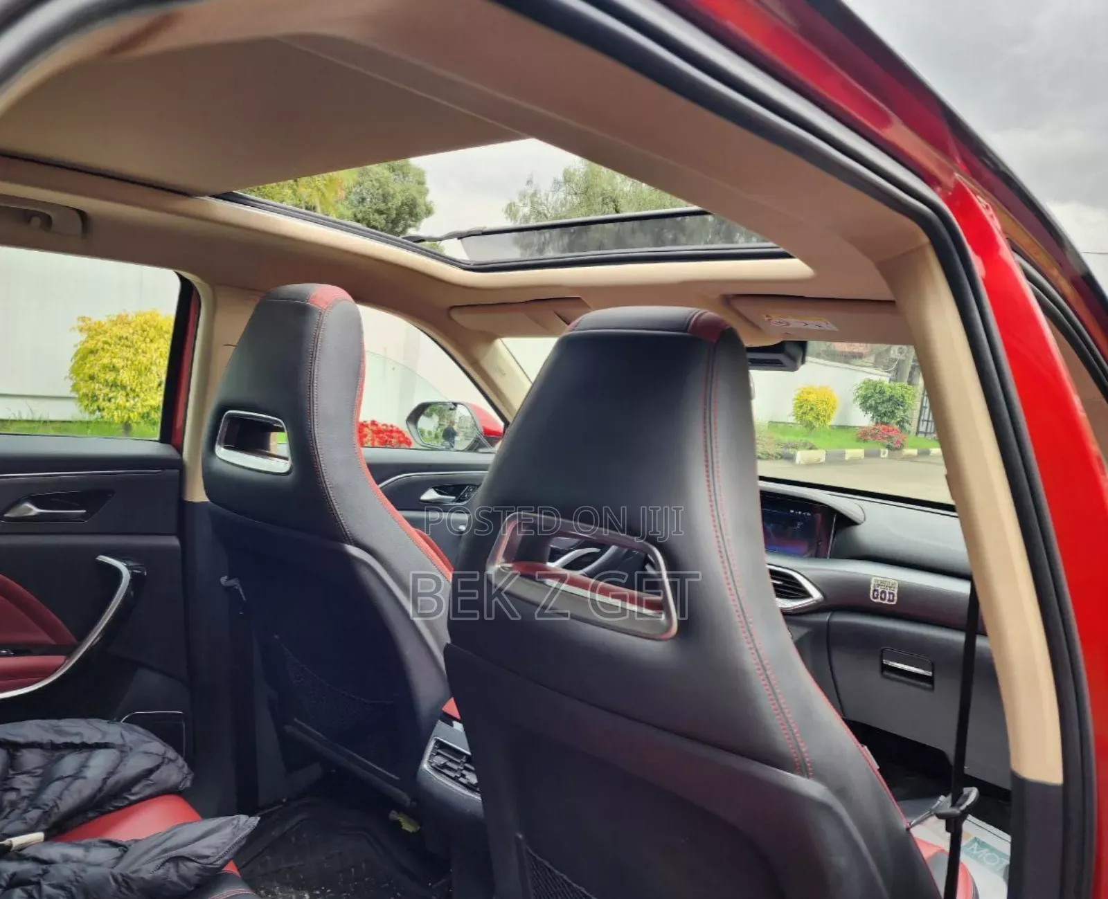 Bestune T77 1.2 FWD 2022 Red