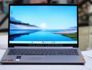 New Laptop Lenovo 8GB AMD Ryzen 7 SSD 512GB