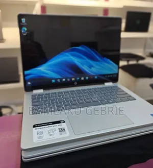 New Laptop HP OmniBook 5 Flip 8GB Intel Core Ultra 5 SSD 512GB