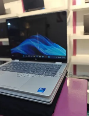 New Laptop HP OmniBook 5 Flip 8GB Intel Core Ultra 5 SSD 512GB