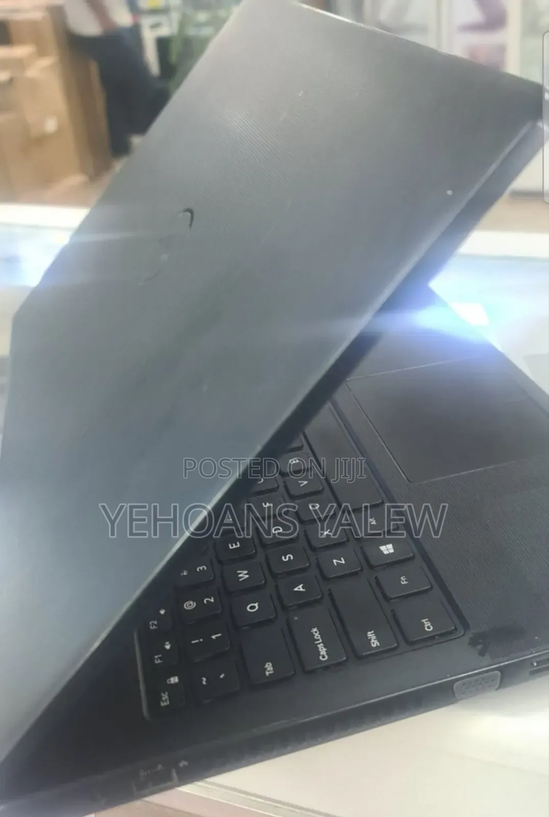 New Laptop Dell Vostro 1014 4GB Intel Core I5 HDD 1T