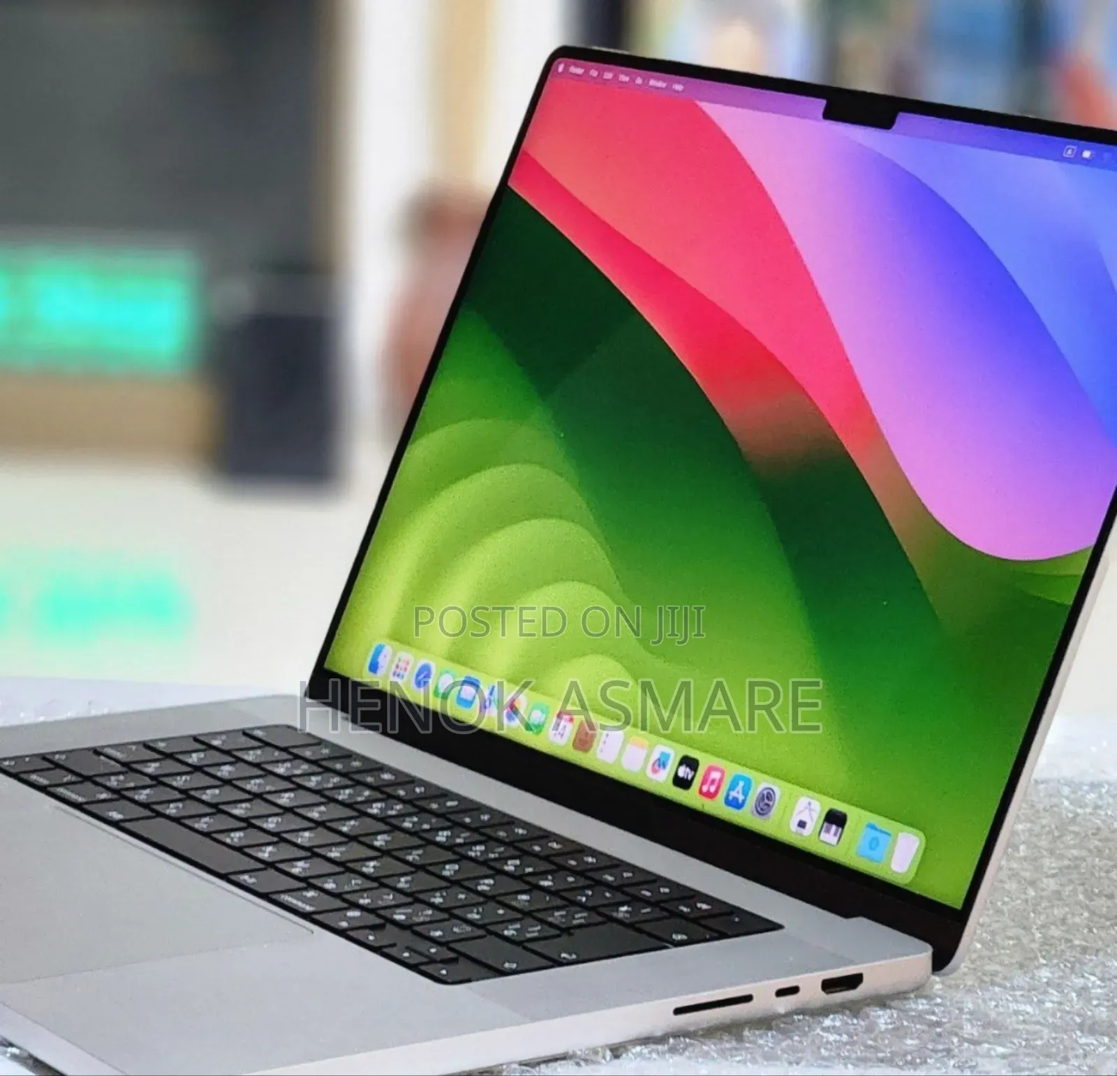 New Laptop Apple MacBook Pro 2019 32GB Apple M2 SSD 1T
