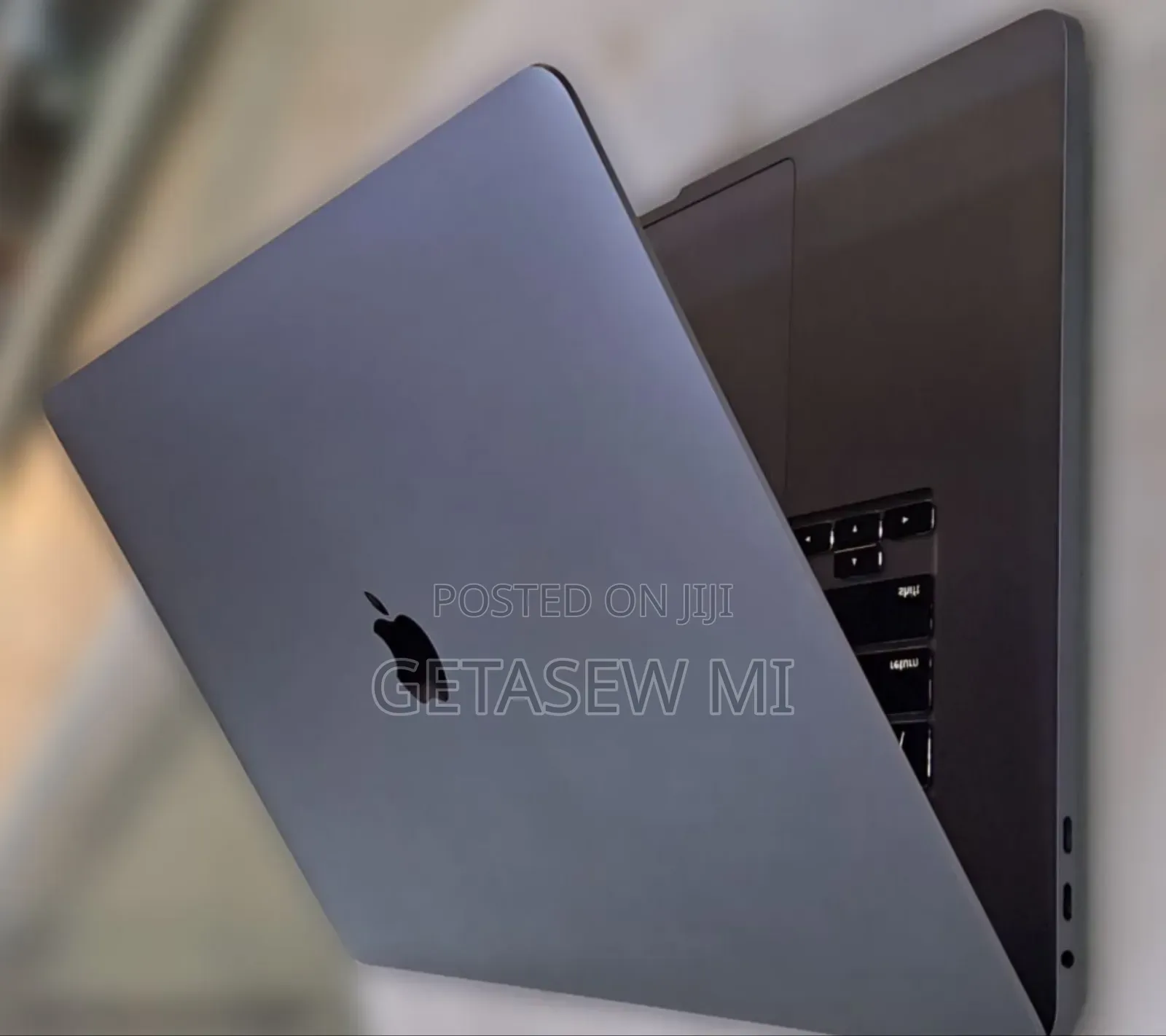 New Laptop Apple MacBook Pro 2019 32GB Intel Core I9 SSD 512GB