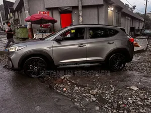 Photo - Hyundai Tucson 2020 Gray