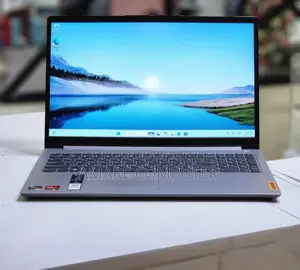 New Laptop Lenovo Ideapad 3 8GB AMD Ryzen 5 SSD 512GB