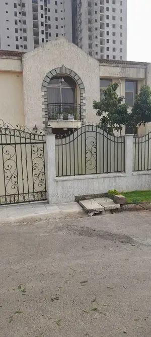 Furnished 4bdrm House in Gift Real State, Yeka for sale