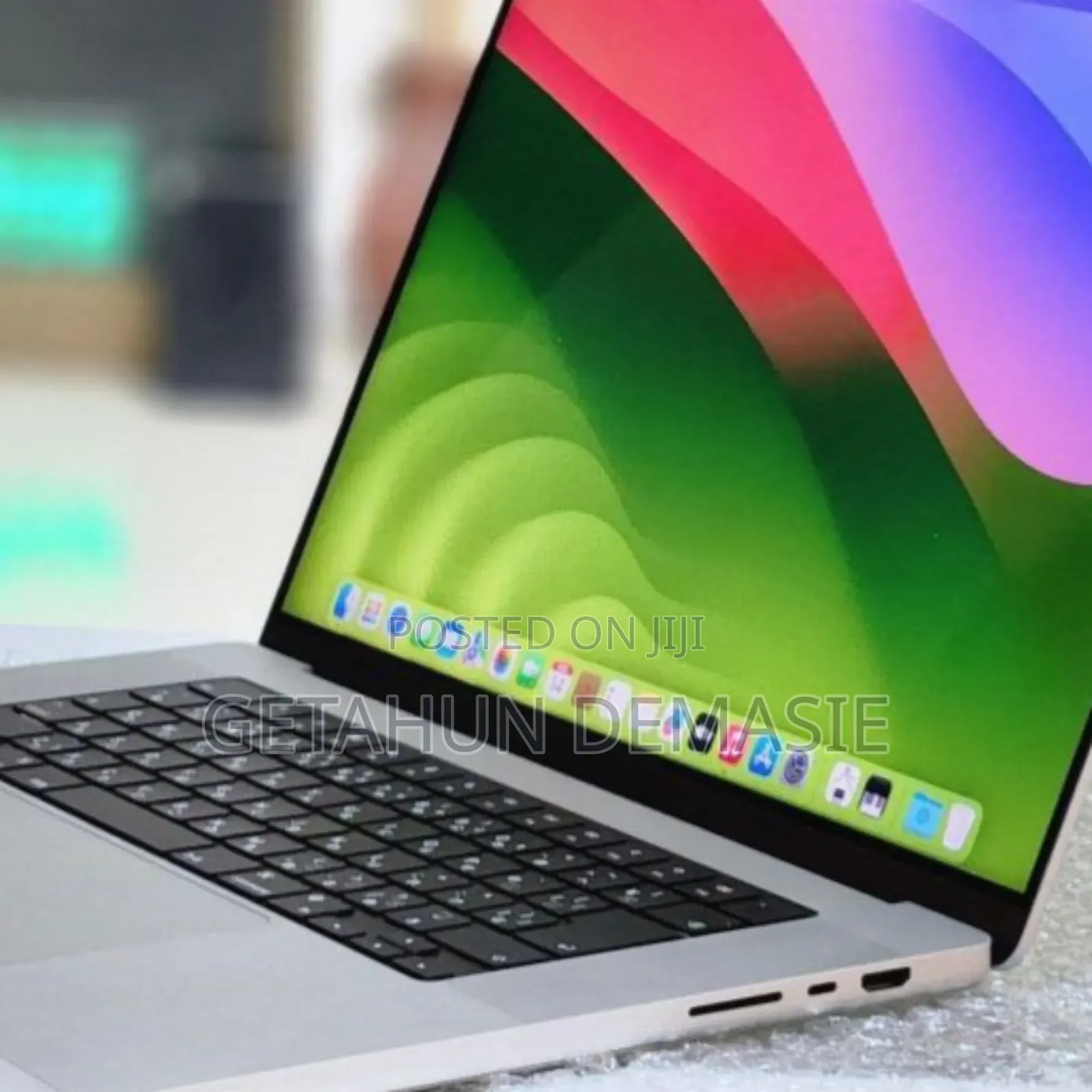 New Laptop Apple MacBook Pro M1 32GB Intel Core I7 SSD 512GB