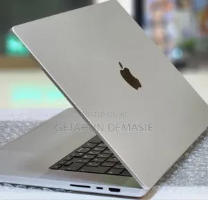 New Laptop Apple MacBook Pro M1 32GB Intel Core I7 SSD 512GB