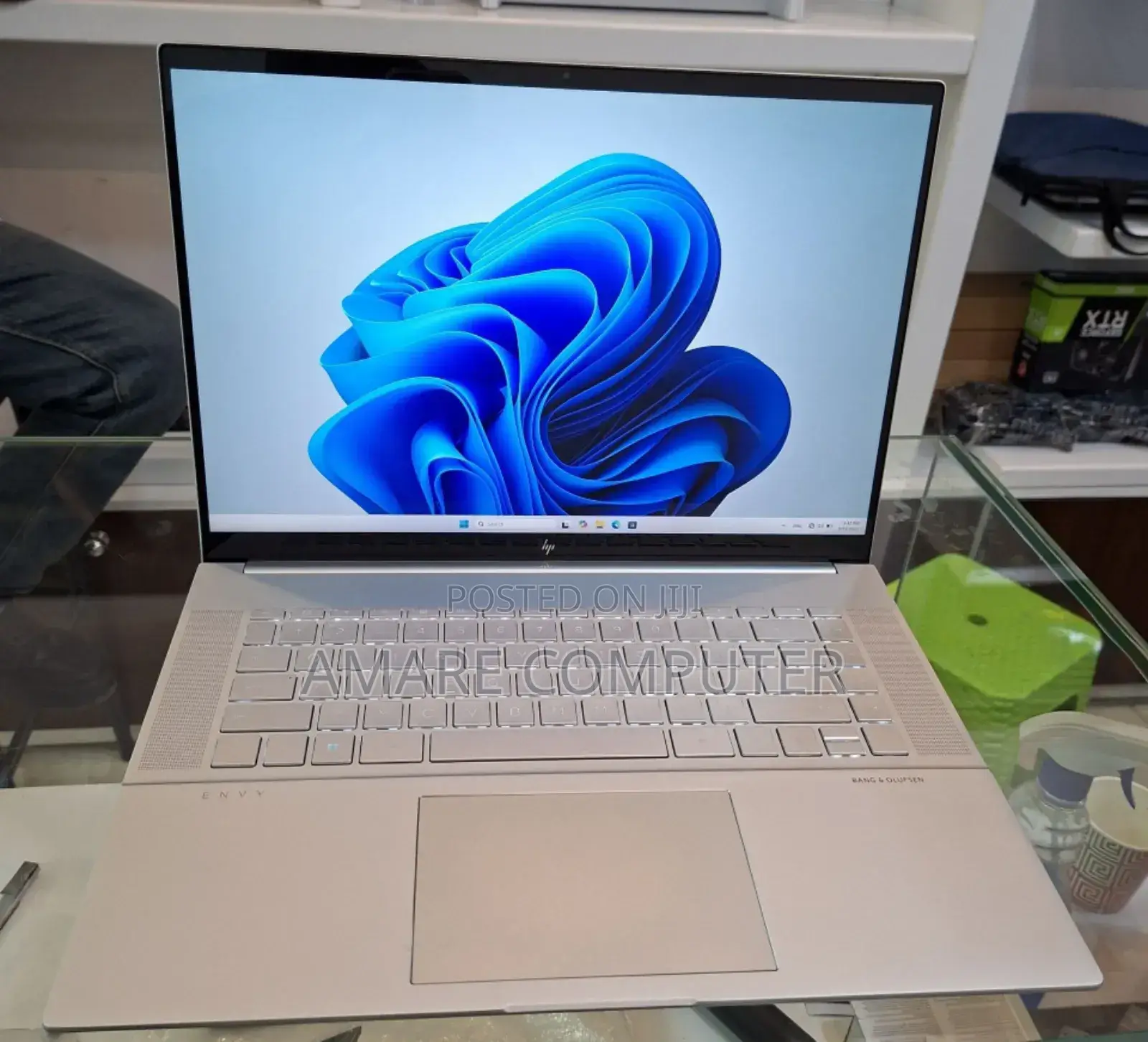 New Laptop HP Envy 16 Gaming 16-H1023dx 16GB Intel Core I9 SSD 1T