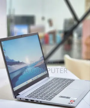 New Laptop Lenovo Ideapad 3 8GB AMD Ryzen 5 SSD 512GB