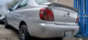 Toyota Platz 2001 Silver